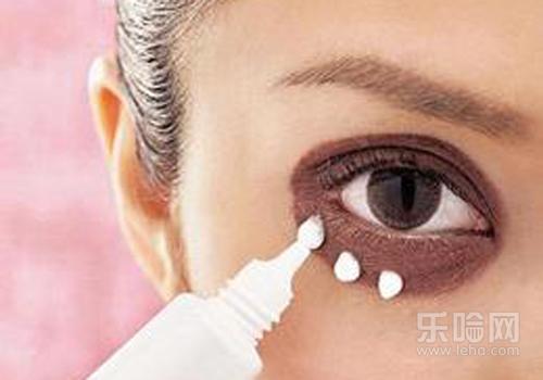 黑眼圈3.jpg